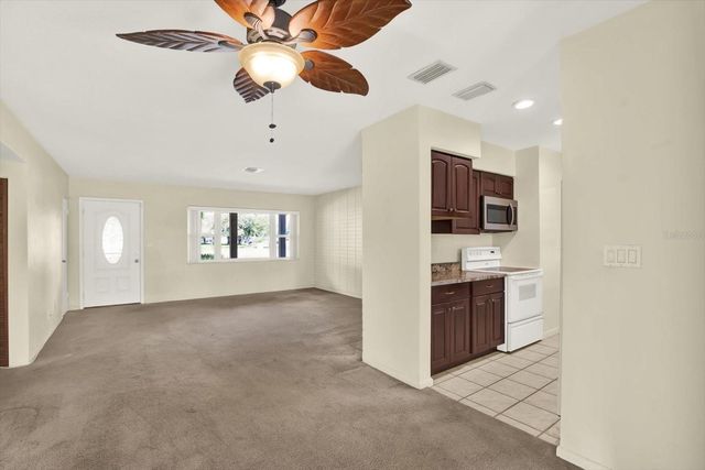 2561 58TH STREET N, St Petersburg, FL 33710