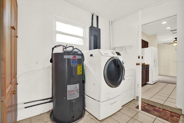 2561 58TH STREET N, St Petersburg, FL 33710