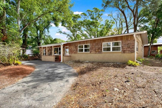 2561 58TH STREET N, St Petersburg, FL 33710