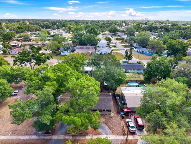 2561 58TH STREET N, St Petersburg, FL 33710