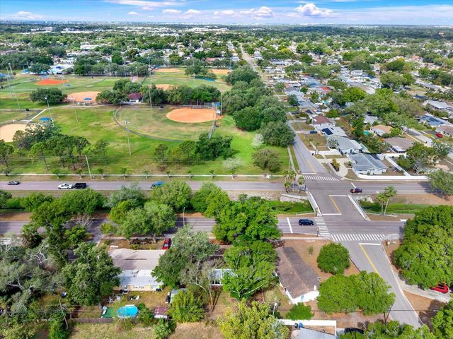 2561 58TH STREET N, St Petersburg, FL 33710