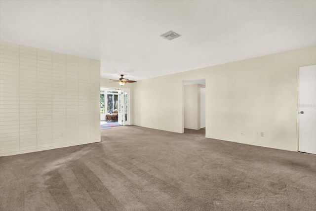 2561 58TH STREET N, St Petersburg, FL 33710