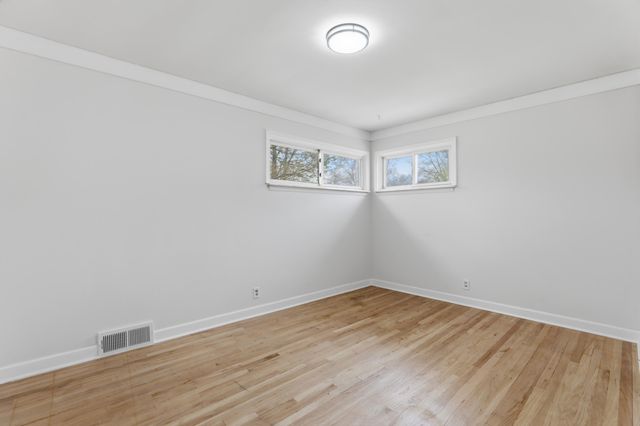 9160 Kinloch Street, Redford, MI 48239