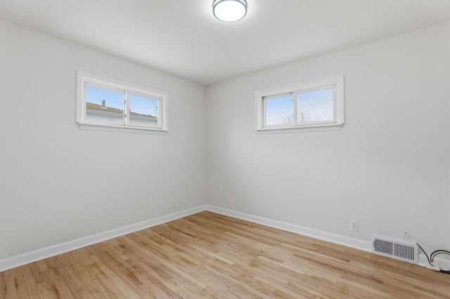 9160 Kinloch Street, Redford, MI 48239