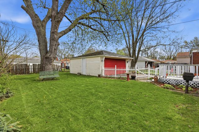 9160 Kinloch Street, Redford, MI 48239