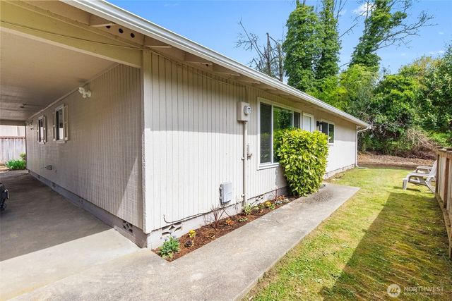 1072 1074 Central Street SE, Olympia, WA 98501