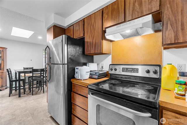 1072 1074 Central Street SE, Olympia, WA 98501
