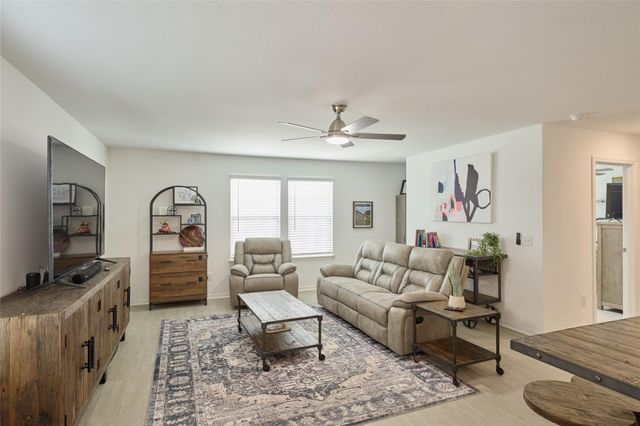 120 Chestnut Gate Drive, Willis, TX 77378
