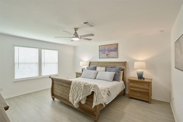 120 Chestnut Gate Drive, Willis, TX 77378