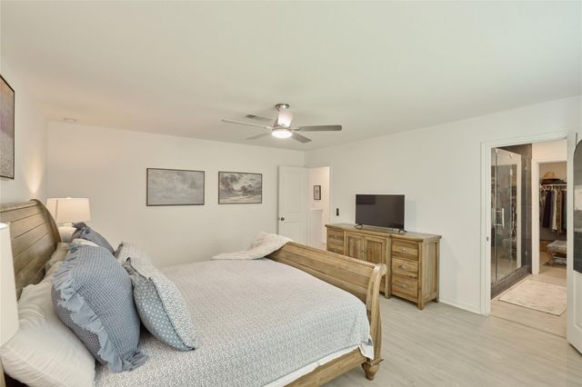 120 Chestnut Gate Drive, Willis, TX 77378