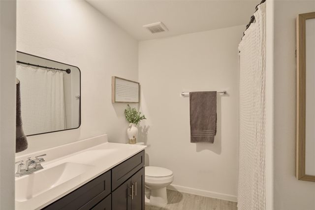 120 Chestnut Gate Drive, Willis, TX 77378