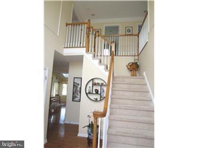129 HOCKESSIN DR, Hockessin, DE 19707