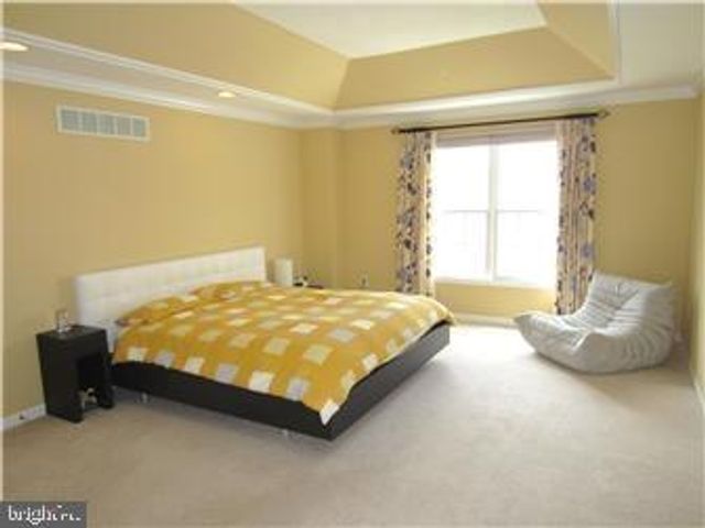 129 HOCKESSIN DR, Hockessin, DE 19707