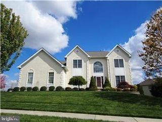 129 HOCKESSIN DR, Hockessin, DE 19707