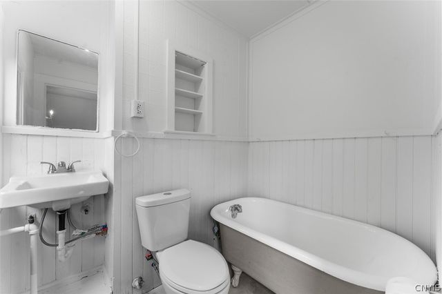 105 Summit Avenue, Syracuse, NY 13207
