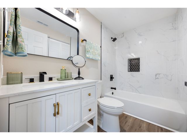 4921 Sw 59TH Ave 6, Portland, OR 97221