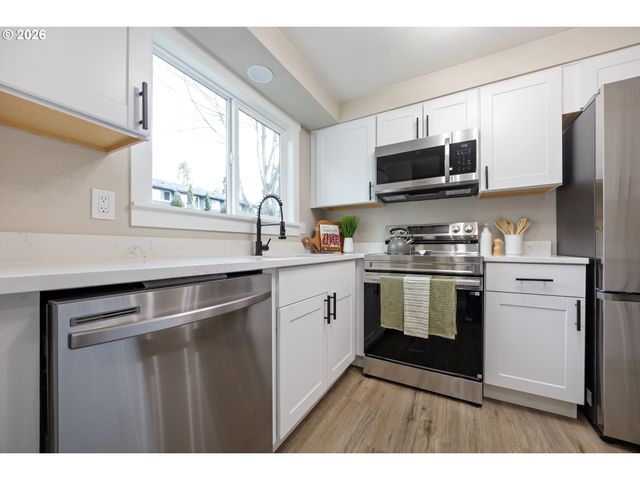 4921 Sw 59TH Ave 6, Portland, OR 97221