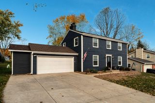 1800 Falls ROAD, Grafton, WI 53024