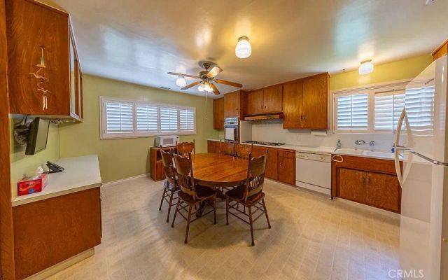 9321 Sideview, Downey, CA 90240