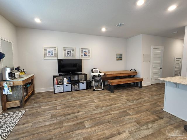 8932 Brigade Trl, Pensacola, FL 32534