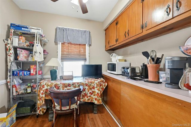 197 Foxhurst Road, Oceanside, NY 11572