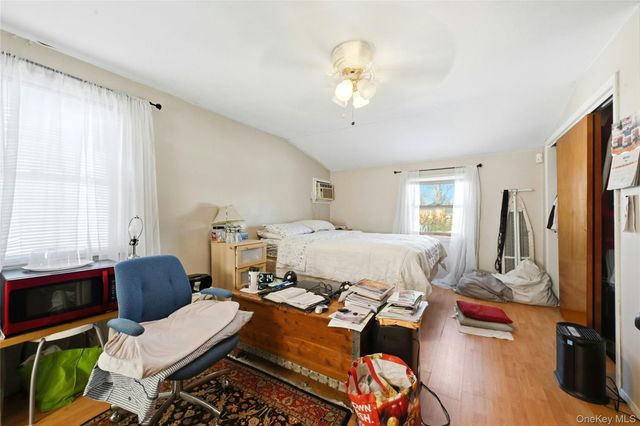 197 Foxhurst Road, Oceanside, NY 11572