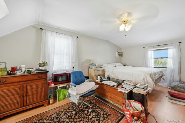 197 Foxhurst Road, Oceanside, NY 11572