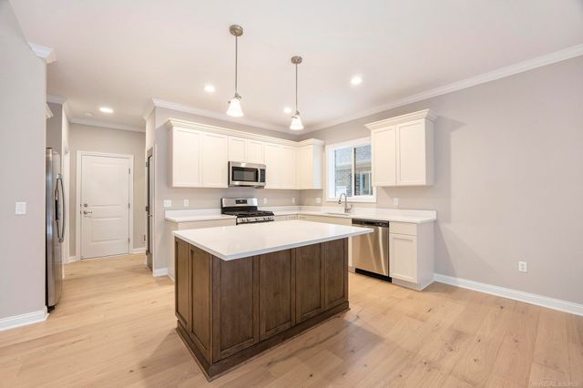 56664 Via Toscana Street, Macomb, MI 48042