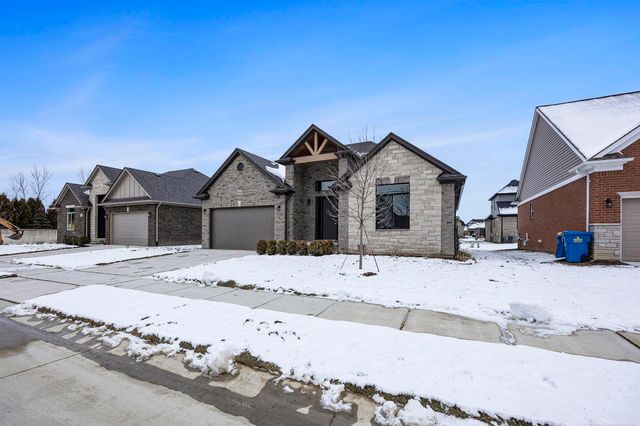 56664 Via Toscana Street, Macomb, MI 48042