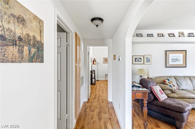 525 Indian Princess Drive 202, Las Vegas, NV 89145