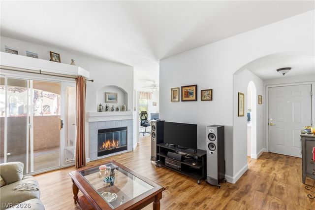 525 Indian Princess Drive 202, Las Vegas, NV 89145