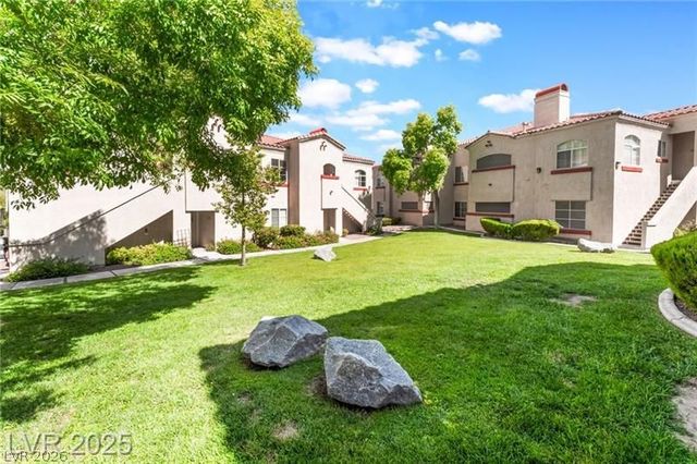 525 Indian Princess Drive 202, Las Vegas, NV 89145