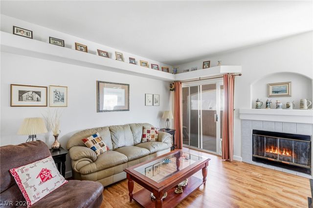 525 Indian Princess Drive 202, Las Vegas, NV 89145