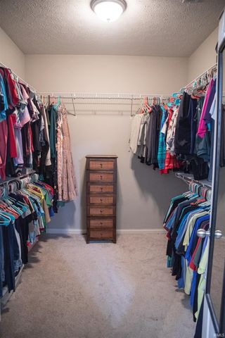 843 Groveview Court, Evansville, IN 47711