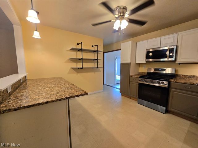 2316 45th Street, Parkersburg, WV 26104