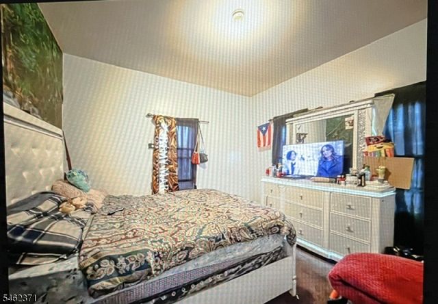 511 Harrison Pl, Linden City, NJ 07036