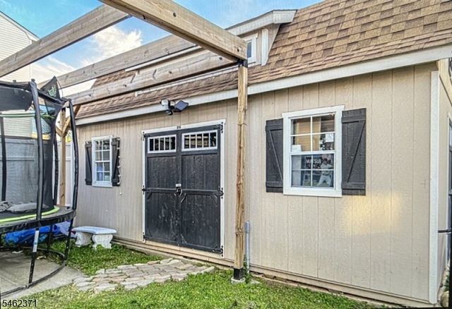 511 Harrison Pl, Linden City, NJ 07036