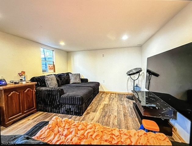 511 Harrison Pl, Linden City, NJ 07036