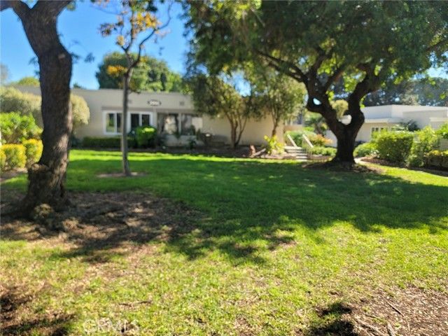 2050 VIA MARIPOSA A, Laguna Woods, CA 92637