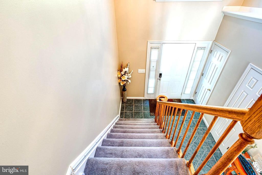 Image 16 of property listing at 3164 GLADSTONE CT, Waldorf, MD 20602