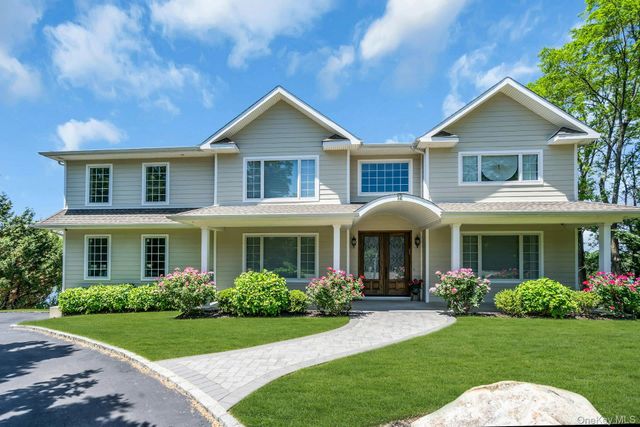 12 Barbara Lane, Glen Cove, NY 11542