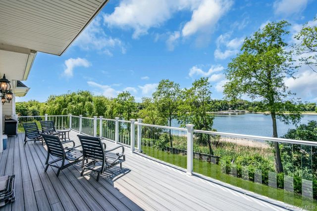 12 Barbara Lane, Glen Cove, NY 11542