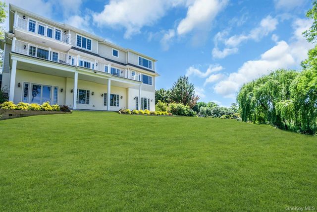12 Barbara Lane, Glen Cove, NY 11542