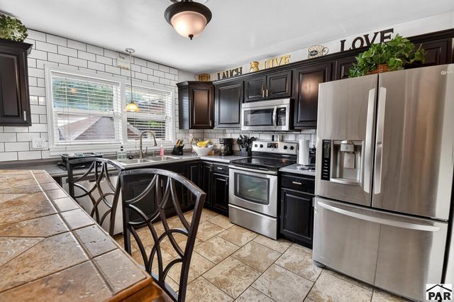 1124 Revere Lane, Pueblo, CO 81001