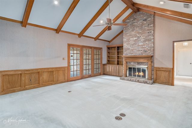 7709 Chesapeake Drive, Shreveport, LA 71105