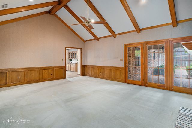 7709 Chesapeake Drive, Shreveport, LA 71105