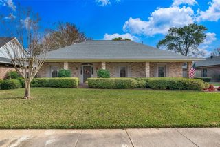 7709 Chesapeake Drive, Shreveport, LA 71105