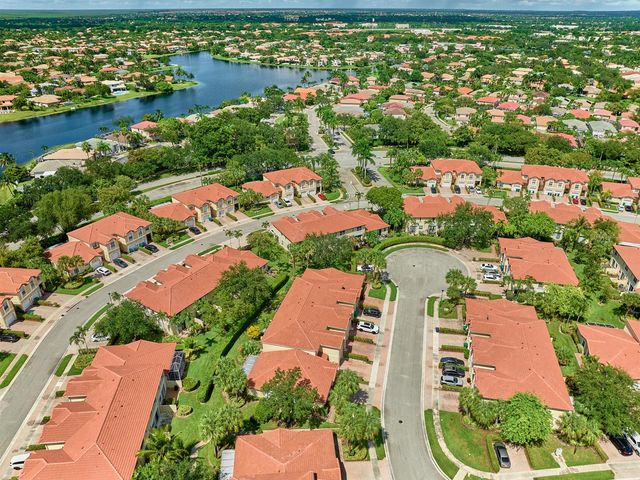 4750 NW 117th Avenue, Coral Springs, FL 33076