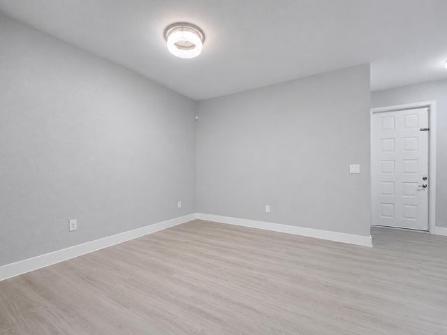 4750 NW 117th Avenue, Coral Springs, FL 33076