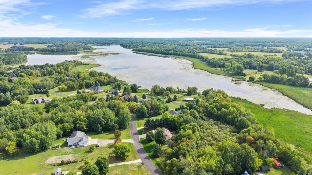 31795 Lakeway Drive NE, Cambridge, MN 55008 — photo 3